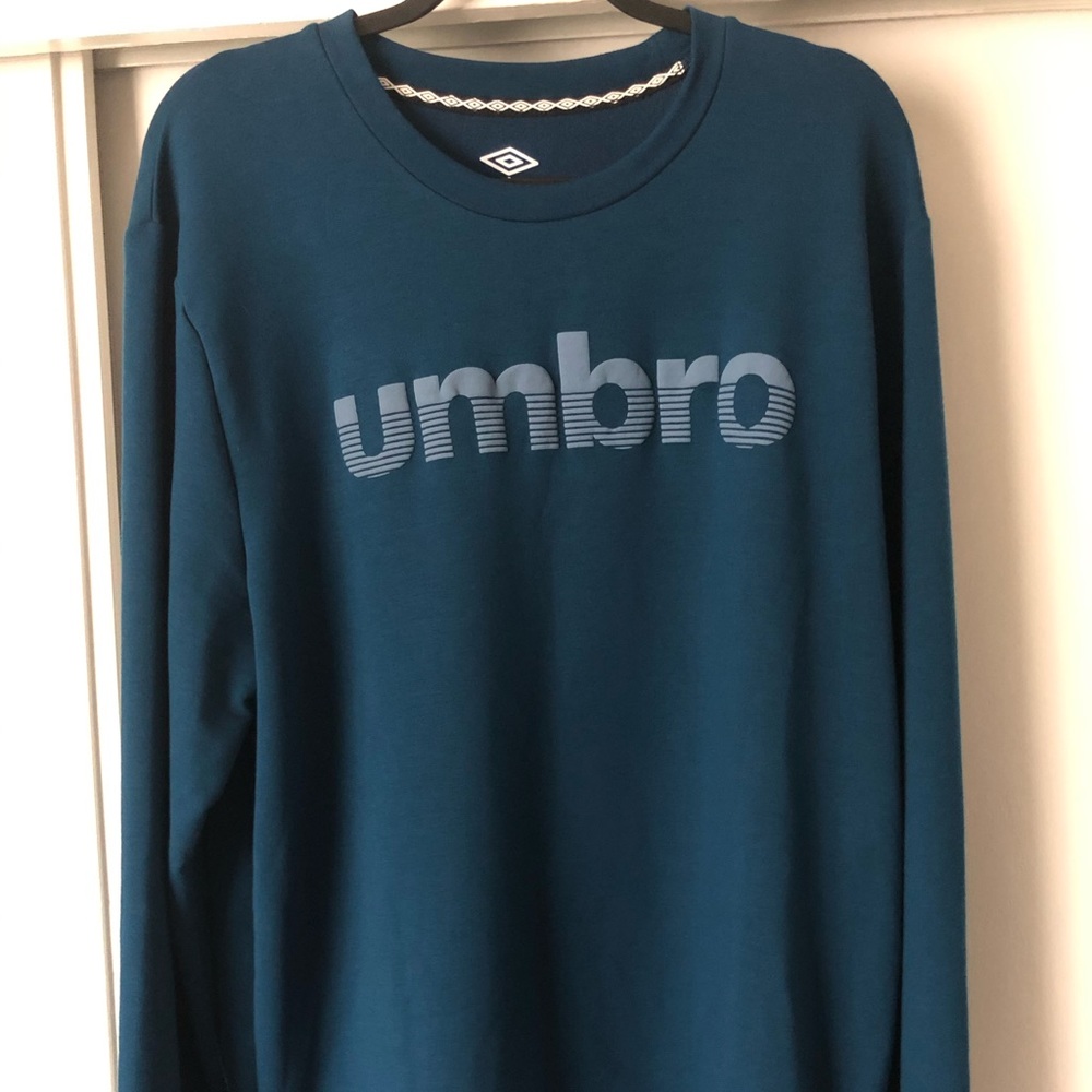 UMBRO-Long Sleeve Crew Neck Pullover Sweater